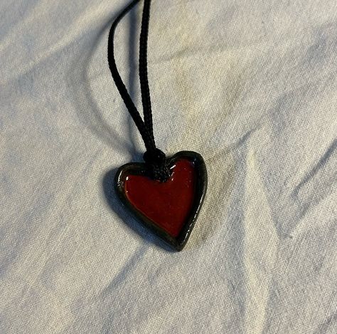 Crimson Heart Pendant 🥀🖤 New item in Shop Link in bio 🔗 #clay #pinterest #aesthetic #crimson #red #pendant #smallbusiness #heartpendant #necklace #handmadejewellery Clay Heart Necklace, Necklace With Clay, Heart Pendent, Red Pendant, Clay Heart, Clay Stuff, Black Clay, Pinterest Aesthetic, Crimson Red