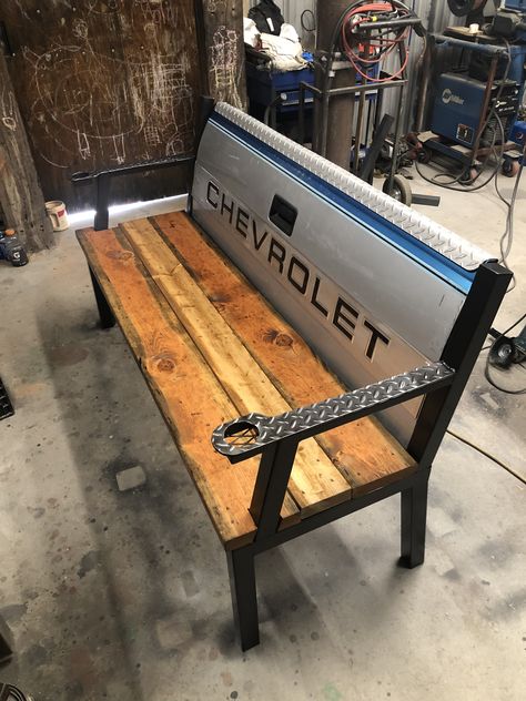 Big Welding Projects, Tailgate Bench Diy, Garage Man Cave Ideas On A Budget, Ford Bench, Tailgate Furniture, Simple Welding Projects, Chevy Tailgate Bench, Dinning Table Diy, Welding Projects To Sell