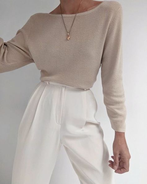 Autumn Outfits Neutral, Cozy White Outfit, Outfits With Stilettos, Neutral Aesthetic Clothing, Neautral Clothing Aesthetic, Cream Aesthetic Outfit, Nanin Vintage, Flowy Trousers, Horoscope Virgo