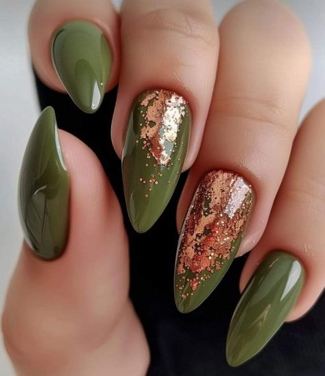 Thanksgiving Nail Designs, Green Nail Designs, Thanksgiving Nails, Rainbow Nails, Autumn Nails, Christmas Nail Designs, Cute Nail Designs, Nails Short, Fall Nail Designs