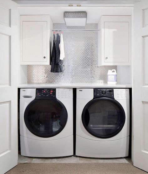 Concealed Laundry, Transitional Laundry Room, Laundry Room Storage Shelves, Ikea Interior, Small Laundry Room Organization, Tiny Laundry Rooms, Room Storage Diy, Basement Laundry Room, Basement Laundry