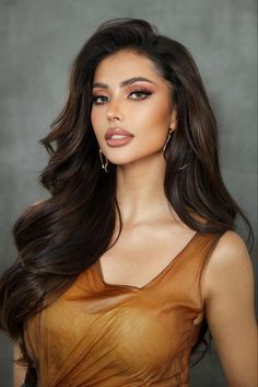 Pagent Makeup, Beauty Pageant Hair, Pageant Makeup, Gen Alpha, Pageant Hair, Viral On Tiktok, Face Shape Hairstyles, Queen Makeup, Arab Beauty