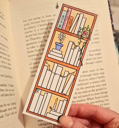 This bookmark has my illustrated design of a bookshelf on it. I This bookmark is perfect for keeping track of what books you have read. You can also colour it in! I recommend using permanent markers such as sharpies or pro markers, but you can use pencils and gel pens too! Add your own pop of colour to truly personalise it the way you want! Bookmark measures approximatley 148mm x 52mm and is printed onto 350gsm silk card. Comes with either squared or rounded corners. Comes as a black and white d Bookshelf Illustration, Drawn Bookmarks, Easy Bookmarks, Bookshelf Tracker, Bookshelf Bookmark, Bookmarks Christmas, Bookmark Pen, Christmas Bookmark, White Sharpie