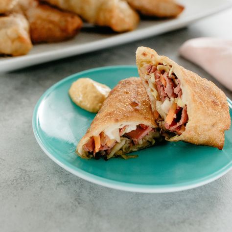 Pastrami Egg Rolls Recipe, Pastrami Egg Rolls, Eggrolls Recipe, Kimchee Recipe, Egg Rolls Recipe, Mapo Tofu, Egg Roll Recipes, Wontons, Coleslaw Mix