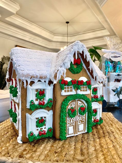 Customized version of the Wilton gingerbread mansion Gingerbread Mansion Ideas, Big Gingerbread House Ideas, Gingerbread House Mansion, Gingerbread Mansion, Gingerbread Contest, Homemade Gingerbread House, Winter House Exterior, Ginger House, Homemade Gingerbread