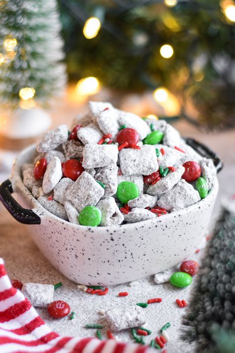 Christmas Puppy Chow Holiday Puppy Chow, Eggnog Poke Cake, Christmas Puppy Chow, Puppy Chow Mix, Puppy Chow Christmas, Improve Appearance, Peanut Butter Sheet Cake, Chocolate Cobbler, Puppy Chow Recipes