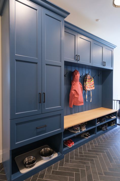 Mudroom Storage Cabinets, Mudroom Storage Cabinet, Cottage Laundry Room, Coat And Shoe Storage, Clever Storage Ideas, White Lodge, Mudroom Remodel, Mudroom Storage, Mudroom Cabinets