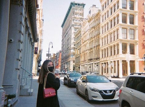 New York Disposable Camera, New York On Film Camera, Nyc Disposable Camera, New York On Film, City Pics, Downtown Aesthetic, New York Film, Ig Photos, Camera Film