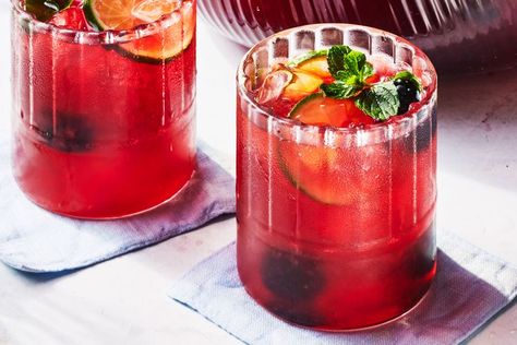 Blackberry-Lime Porch Punch Porch Punch, Easter Punch Recipes, Nonalcoholic Drinks, Alcoholic Punch Recipes, Non Alcoholic Punch, Alcoholic Punch, Lime Punch, Berry Punch, Easter 2024