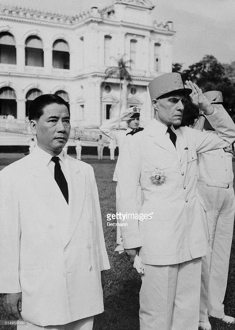 Premier Ngo Dinh Diem of Vietnam (left) and Gen. Paul Ely,… | Flickr Palace Background, Ngo Dinh Diem, Michael Morris, Saigon Vietnam, South Vietnam, Hand Photo, French History, How To Speak French, Chief Of Staff