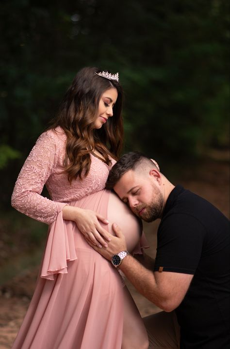 #ensaiogestante Matanari Shoot, Maternity Photography Poses Couple, Pregnant Baby, Pregnant Lady, Maternity Photography Poses, Family Posing, Maternity Shoot, Pregnancy Shoot, Maternity Pictures