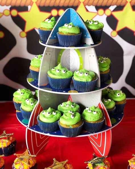 Toy Story Birthday Party Ideas Cupcakes, Toy Story Party Dessert Table, Toy Story Birthday Party Ideas Food Dessert Tables Buzz Lightyear, Two Infinity And Beyond Birthday Buzz, Toy Story Birthday Party Desserts, Buzz Lightyear First Birthday, Toy Story 1st Birthday Party Ideas Girl, Toy Story Alien Cupcakes, Toy Story Birthday Table Centerpieces