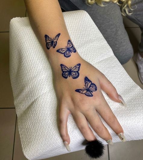 Soy Emo, Maching Tattoos, Butterfly Tattoos On Arm, Purple Tattoos, Butterfly Hand Tattoo, Butterfly Wrist Tattoo, Phrase Tattoos, Hand Tattoos For Girls, Knuckle Tattoos