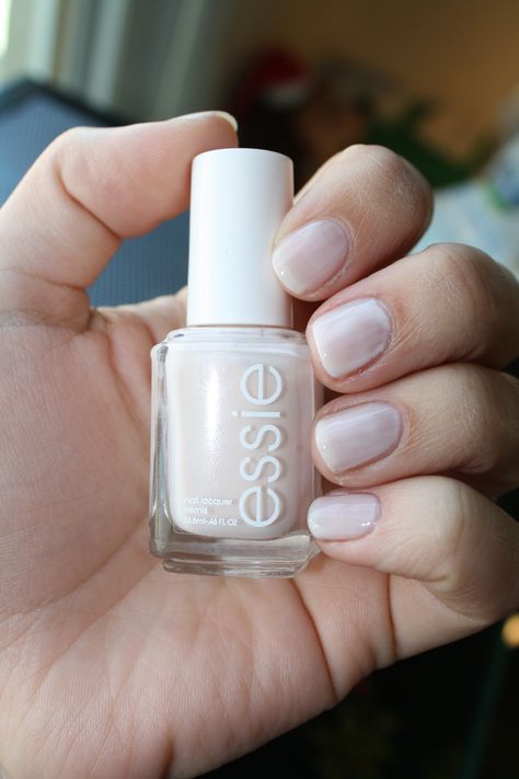 Essie - limo-scene Essie Limo Scene, Essie Nail Polish, Essie Nail, Nail Polish Collection, Essie, Nail Polish, Nail Art, Nails, Beauty