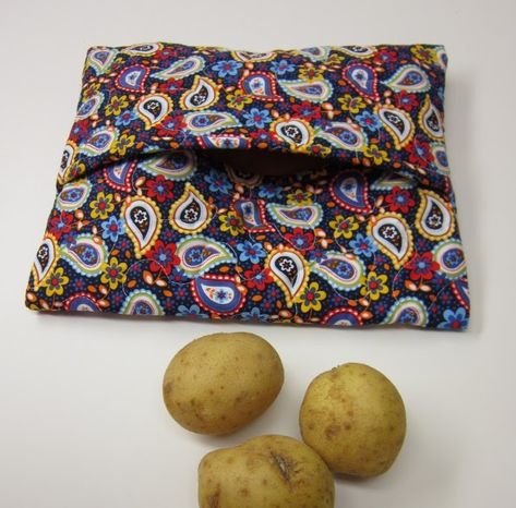 Microwave Potato Bag Pattern, Potato Bags For Microwave Instructions, Paper Bags Ideas, Potato Microwave, Potato Bags, Sewn Projects, Easy Hostess Gifts, Microwave Potato Bag, Microwave Potato