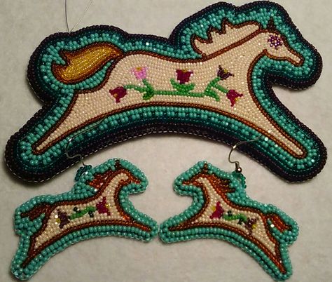 Horse necklace and earring set Beaded Horse Patterns, Beaded Horses, Beaded Horse, Fancy Shawl, Native American Horses, Indian Beadwork, Native American Beadwork Patterns, Indian Horses, Horse Quilt