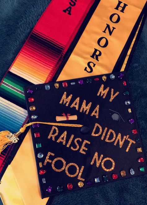 Graduation Cap Ideas Tupac 2Pac Cap Decorating Ideas, College Graduation Cap Ideas, Graduation Cap Decoration Ideas, Cap Decoration Ideas, Cap Decoration Graduation, Graduation Cap Designs College, Highschool Art, Funny Graduation Caps, Creative Graduation Caps