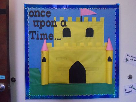 Fairy tale castle bulletin board! Castle Bulletin Board, Disney Classroom Door, Castle Theme Classroom, Fairy Tales Preschool, Fairy Tales Unit, Fairy Tale Crafts, Classroom Boards, Disney Classroom, Fairy Tale Theme