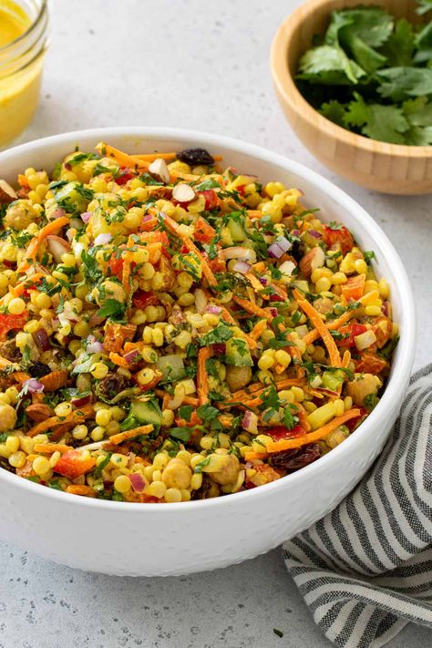 Couscous Chickpea Salad, Couscous Chickpea, Chicken Gyros Recipe, Kay Nutrition, Greek Chicken Gyros, Curry Dressing, Curried Couscous, Gyros Recipe, Yogurt Curry