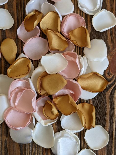 Blush pink and gold rose petals for wedding decor or forest air balloon baby girl shower-woodland flower girl petals for baskets and aisle Tea Party Decor, Wedding Toss, Flower Girl Petals, Box Garden, Flowers For Wedding, Woodland Flowers, Blush Cream, Tea Party Decorations, Tea Party Garden