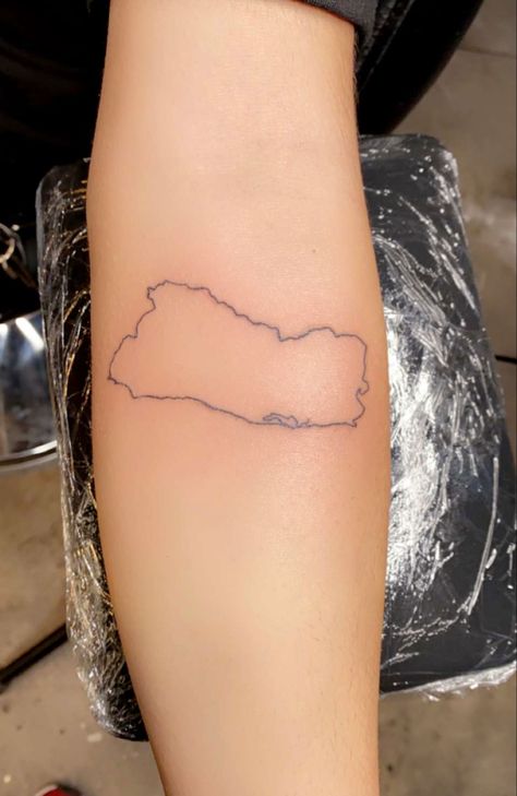 El Salvador Outline Tattoo, Country Outline Tattoo, Pipil El Salvador Tattoos, Salvadoran Tattoos, El Salvador Tattoo Ideas, Salvadorian Tattoo, El Salvador Tattoo, Map Tattoos, Flag Tattoo