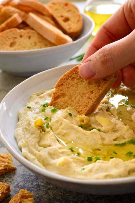 Vegan Artichoke Dip Dip Recipes Vegan, Fall Dip Recipes, Vegan Artichoke Dip, Vegan Artichoke, Artichoke Dip Easy, Fall Dip, Vegan Spinach Artichoke Dip, Vegan Apps, Vegan Pot Pies