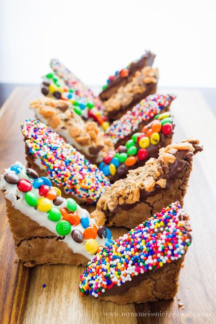 What's better than candy dipped brownies!!! Hello to my new favorite dessert. | mynameissnickerdoodle.com Dipped Brownies, Bake Sale Treats, Leftover Candy, Bake Sale Recipes, Snickerdoodle Recipe, Slow Cooker Desserts, Bake Sale, Chocolate Brownies, Sweets Treats