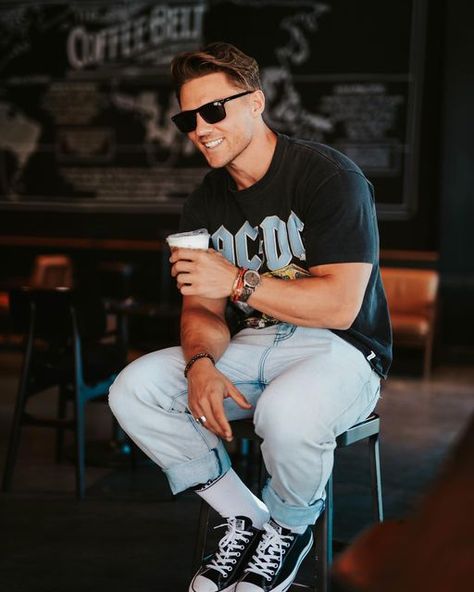 Steve Cook, 80s Rock Bands, 80s Rock, Chuck 70, Anniversary Sale, Click The Link, Rock Bands, Fashion Inspo, Shades