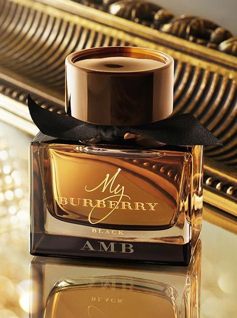 Engrave your bottle of My Burberry Black with a complimentary monogram. Discover our new perfume for women. My Burberry Black, Burberry Perfume, Black Perfume, New Perfume, Perfume Photography, Perfume Collection Fragrance, Perfume Reviews, Beautiful Perfume, Perfume Scents