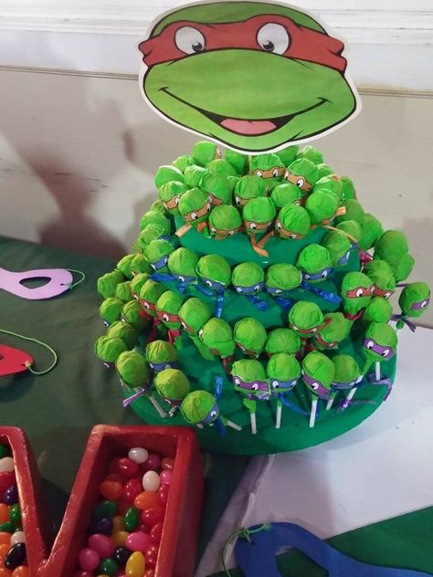 Teenage Mutant Ninja Turtles Candy Bar - TMNT Ninja Turtle Candy Table, Ninja Turtle Birthday Cake, Ninja Turtle Theme, Ninja Cake, Tmnt Cake, Turtles Candy, Lego Invitations, Ninja Turtles Birthday Party, Tmnt Party