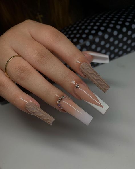 Tapered Square Nails, Sweater Nails, Glamorous Nails, Long Acrylic Nails Coffin, Acrylic Nails Coffin Pink, Long Square Acrylic Nails, Coffin Nails Long, Acrylic Nails Coffin Short, Crystal Nails