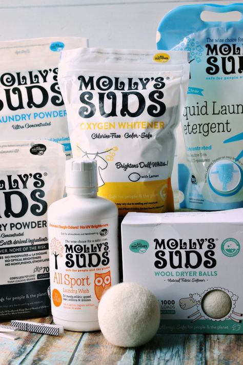 Mollys Suds, Organic Laundry Detergent, Essential Oils For Laundry, Bright Clothes, Eco Friendly Laundry Detergent, Healthy Brands, Diy Laundry Detergent, Natural Laundry Detergent, Clean Products