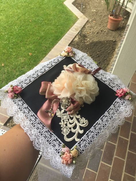 Lace Graduation Cap, Esthetics Graduation, Grad Hats, Random Idea, Vintage Graduation, Grad Cap Decorated, Gown Designs, College Graduation Cap Decoration, Sunflowers And Roses