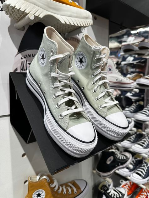 Sage Converse, Sage Green Converse, Obx Dr, Converse Platform, Girls Converse, Green Converse, Shoe Inspiration, Shoe Inspo, Aesthetic Shoes