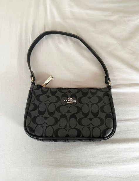 Small Black Coach Purse, Coach Bags Black, Cute Purses Black, Coach Black Shoulder Bag, Maryam Aesthetic, Little Black Purse, Trendy Purses, Luxury Bags Collection, Collections Photography