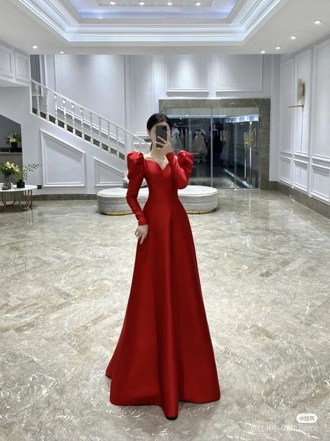 Fashion Jackets For Women, Jackets For Women Winter, Opera Dress, Wedding Guest Outfit Ideas, Debut Dresses, Princess Inspired Outfits, Queen Outfits, Glittery Dress, Red Wedding Dress