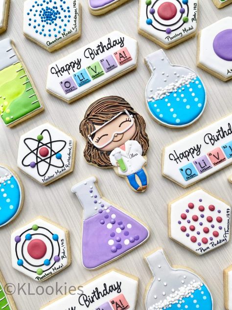 Science Cake, Science Themed Party, Science Birthday Party Ideas, Scientist Birthday, Easy Homemade Cookies, مشروعات العلوم, Science Birthday, Icing Techniques, 5th Birthday Party Ideas