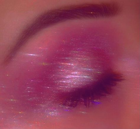 Pink Aesthetic Makeup, Shimmer Aesthetic, Hot Pink Aesthetic, Pink Baddie, Brown Eyes Aesthetic, Glittery Wallpaper, Solo Album, Contemporary Aesthetic, Aesthetic Makeup