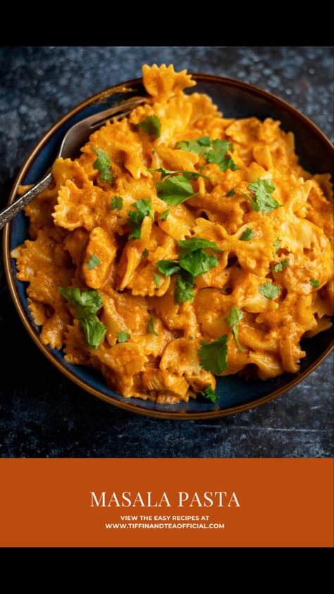 Indian Pasta Recipes, Curried Pasta, Masala Pasta, Curry Pasta, Pasta With Chicken, Chicken And Cheese, Pasta Noodle Recipe, Sides Recipes, Vegan Pasta Recipes