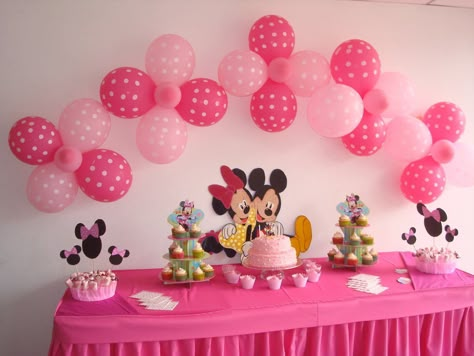 Minnie Mouse Decorations, Minnie Mouse Birthday Party Decorations, Minnie Mouse First Birthday, Minnie Mouse Birthday Decorations, Minnie Mouse Birthday Cakes, Minnie Mouse 1st Birthday, Minnie Mouse Baby Shower, Minnie Birthday Party, Minnie Mouse Theme