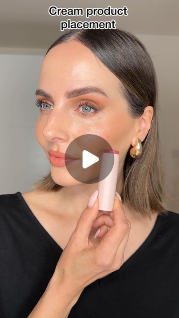 ASTA Jurksaite - Makeup Artist on Instagram: "Where to apply cream products ☝️save this easy guide for next time💞  Products used: @pocobeautyofficial Suede Sculpt contour stick Pecan (bronzer) On the Glow cream colour stick (blush) Face glaze highlighting stick Morning Light   Brushes: @sarahkearymakeup Contour /Blush brush (angled) @lunabylisa Cheek brush @cica_brushes_ Fiundation brush   Makeup tips-makeup application-cream bronzer-cream blush-makeup101- makeup tips for beginners-makeup placement-how to apply makeup #pocobeauty" Contouring With Blush, Cream Blush Brush, How To Apply Bronzer Stick, How To Apply Blush Stick, Stick Blush How To Apply, How To Apply Stick Blush, Applying Cream Blush, How To Apply Cream Bronzer, How To Use Blush