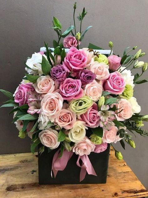 Birthday Flowers Bouquet, Birthday Wishes Flowers, Flower Box Gift, Good Morning Beautiful Flowers, Flower Arrangements Simple, Floral Baskets, Fresh Flowers Arrangements, Beautiful Bouquet Of Flowers, Beautiful Flower Arrangements