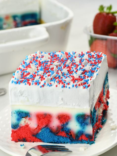 Patriotic Poke Cake, Fourth Of July Cakes, Cake Mix Ingredients, July Desserts, Patriotic Desserts, Blue Desserts, 4th Of July Desserts, Make Ahead Desserts, Fourth Of July Food