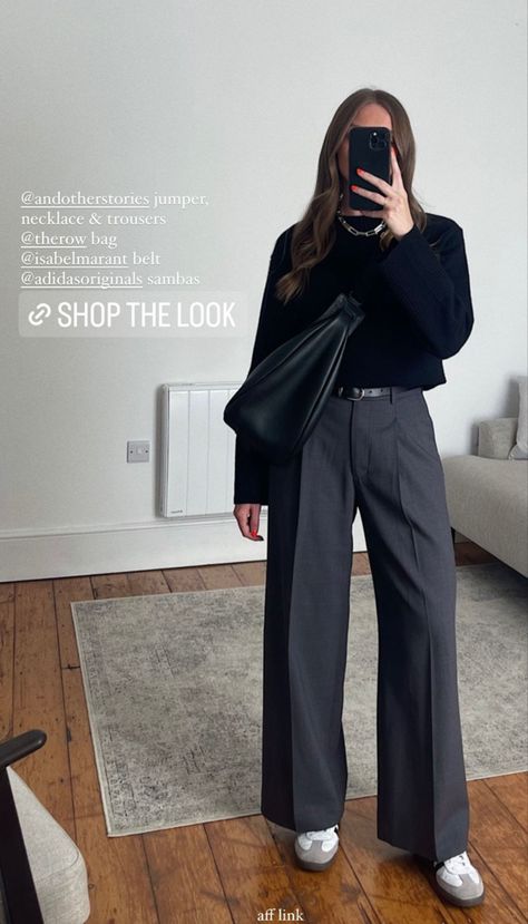 Gray Pants Business Casual Women, Charcoal Trousers Women Outfit, Green Slacks Outfit Business Casual, Slacks Outfit Casual Winter, Winter Tailored Pants Outfit, Baggy Slacks Outfit Work, Street Office Style, Styling Work Pants, Grey Houndstooth Pants Outfit