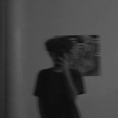 Black And White Dp, Mirror Selfie Boy No Face Aesthetic, White Dp, Blur Picture, Dp Collection, Cracked Wallpaper, Forget About Me, Boy Blurred Pic, Boy Best Friend Pictures