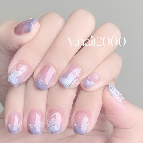 43+ Cutest Short Nail Ideas For 2024 - DrExplains Classy Nails French Tip, Short Nails Valentines, Classy Nails French, Elegant Nails Fall, White Nails Chrome, Trendy Nails Classy, Simple Nails Summer, French Tip Nails Black, Cute Nails Simple