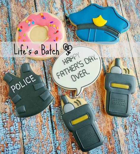 Law Enforcement Cookies, Police Cookies, Cute Cookie Ideas, Police Party, Police Birthday, Icing Transfers, Theme Cookies, Decorating Food, Frozen Cookies