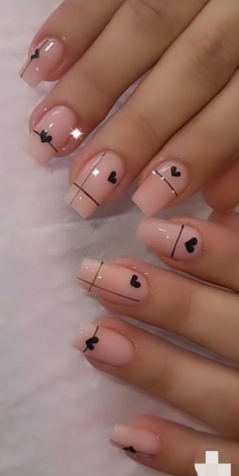 Neutral Nail Art Designs, Glitter Gel Nail Designs, Designs For Short Nails, Beauty Hacks Nails, Hippie Nails, Gel Nail Art Designs, Cute Simple Nails, Fancy Nails Designs, Simple Gel Nails