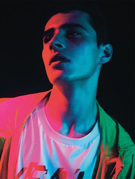 Adrien Sahores, Neon Photography, Portrait Photography Men, Portrait Lighting, Arte Inspo, Poses References, Colorful Portrait, Foto Art, Color Studies