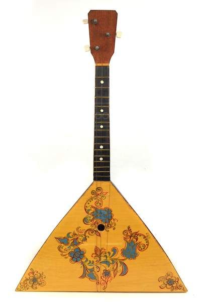 Very pretty! Russian Triangular String Instrument #Balalaika Guitar Rack, Disney Paintings, Graphic Design Course, Russian History, Guitar Art, Thrift Stores, String Instruments, Music Room, Bohemian Decor